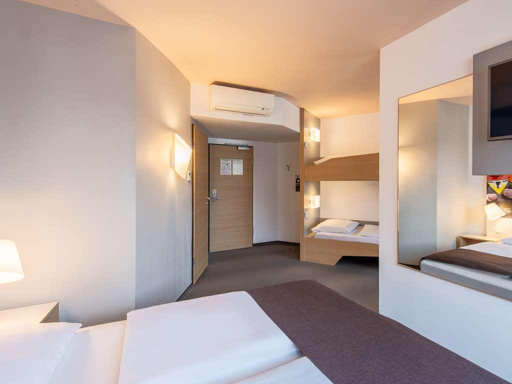 B&B Hotel Schweinfurt-City Phòng bức ảnh